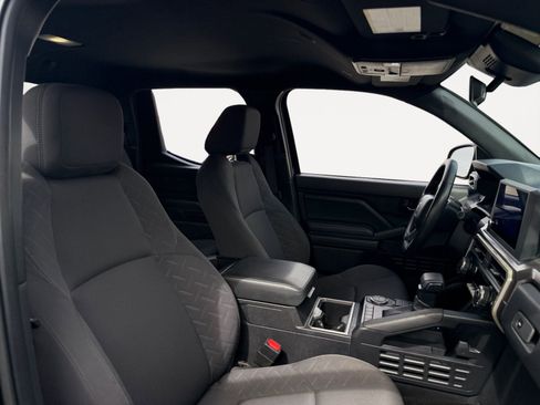 Certified 2024 Toyota Tacoma SR5 image 15