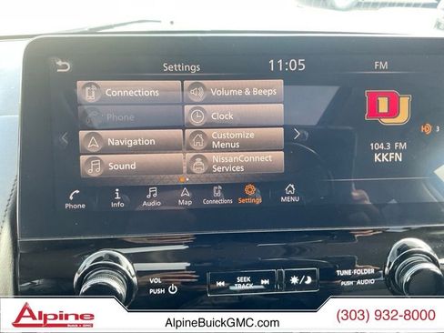 Used 2024 Nissan Armada SL image 18