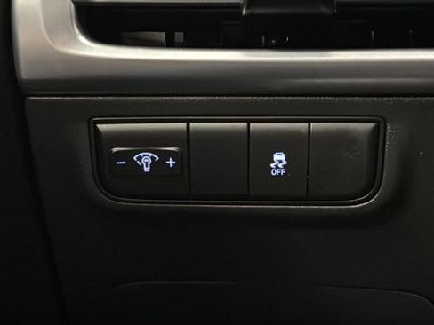 Used 2025 Hyundai Tucson SE AWD/4WD image 26