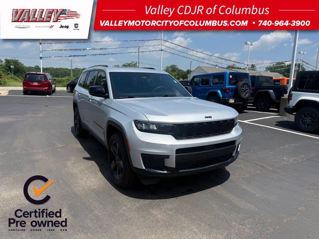 Certified 2024 Jeep Grand Cherokee L Altitude AWD/4WD image 1