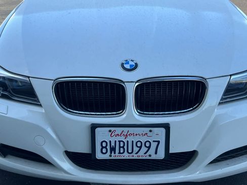 Used 2011 BMW 328i xDrive Sedan AWD/4WD image 12