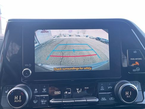 Certified 2023 Toyota Highlander XSE image 26