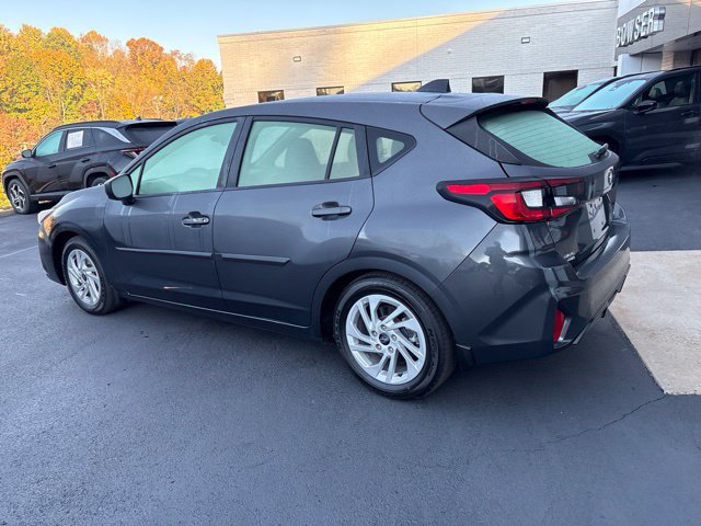 Used 2024 Subaru Impreza 2.0i AWD/4WD image 3