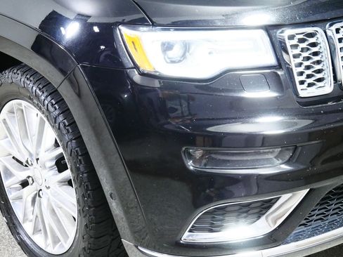 Used 2017 Jeep Grand Cherokee Summit AWD/4WD image 16
