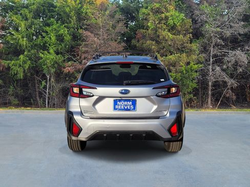 Certified 2025 Subaru Crosstrek 2.5i Limited w/ Crosstrek Mirror Package image 17