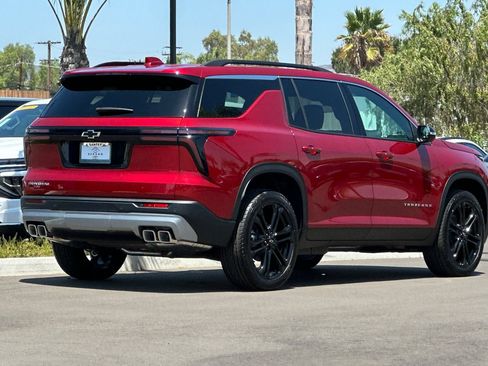 New 2026 Chevrolet Traverse LT FWD image 4