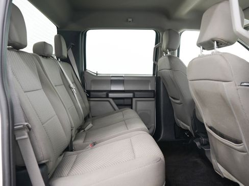 Used 2019 Ford F150 XLT w/ Equipment Group 302A Luxury AWD/4WD image 15