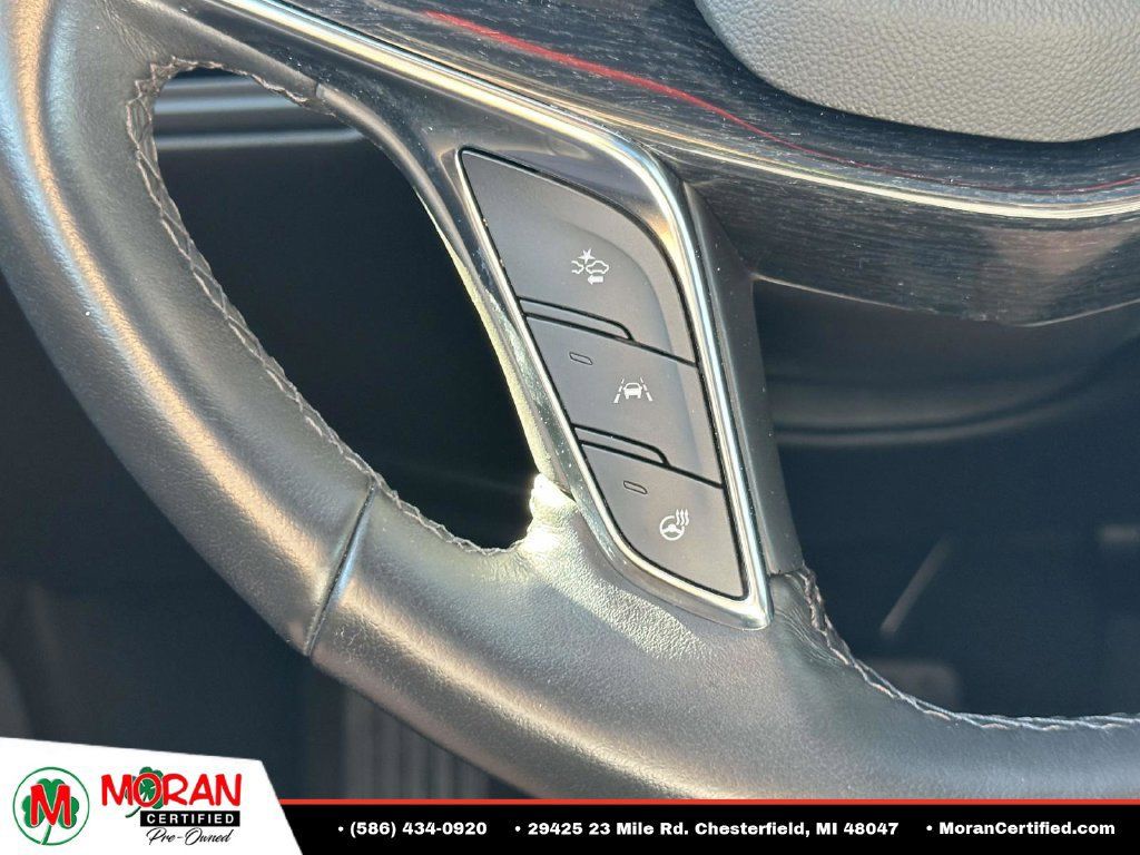 Used 2020 Cadillac XT5 Premium Luxury FWD image 21