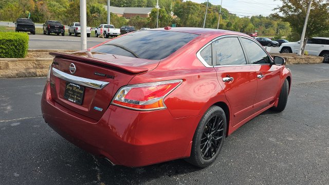 Used 2013 Nissan Altima 2.5 SL w/ Technology Pkg FWD image 25