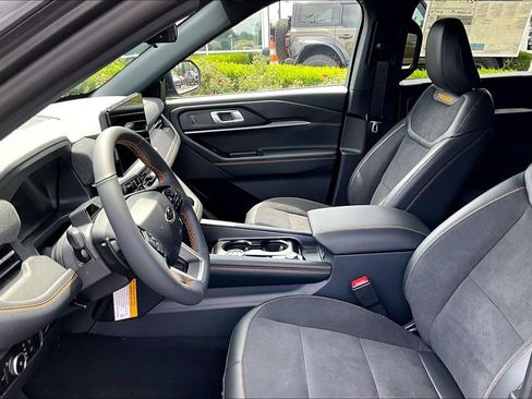 New 2026 Ford Explorer Tremor AWD/4WD image 9