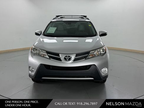Used 2014 Toyota RAV4 Limited w/ Technology Package FWD image 2