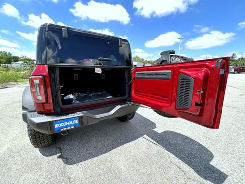 New 2026 Ford Bronco Badlands w/ Sasquatch Package AWD/4WD image 17