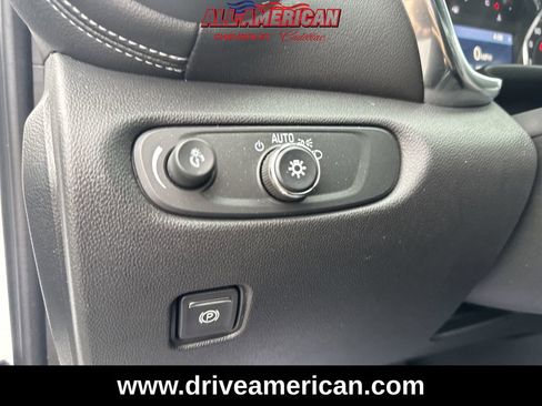 Used 2024 Chevrolet Blazer LT w/ Convenience Package image 17