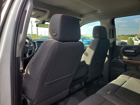 Used 2021 Chevrolet Silverado 1500 RST image 13