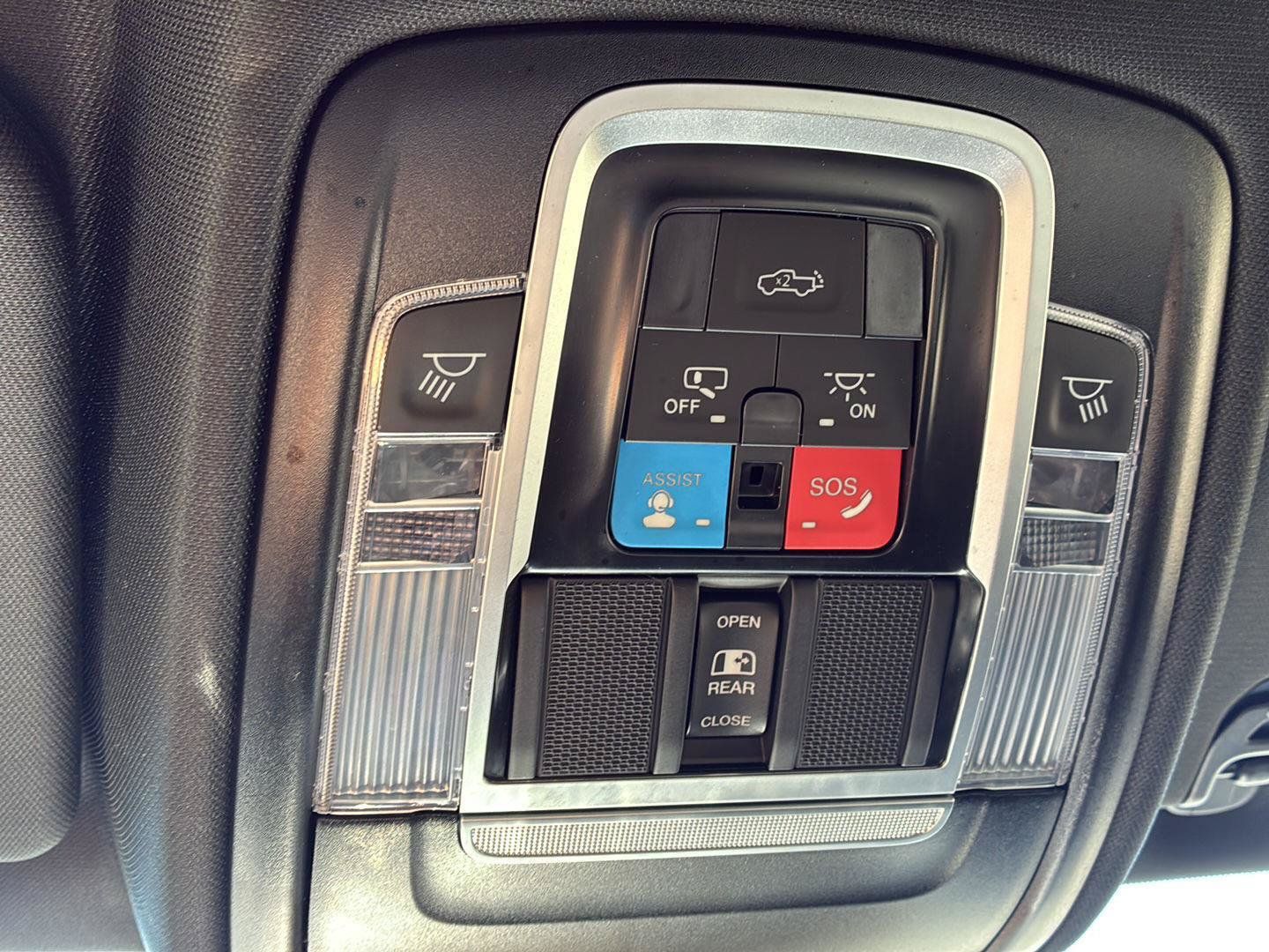 Used 2025 RAM 1500 Big Horn AWD/4WD image 42