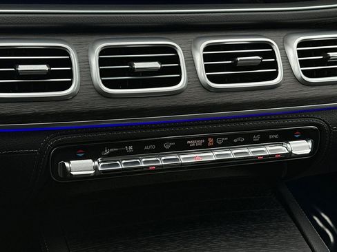 Used 2024 Mercedes-Benz GLE 53 AMG 4MATIC Coupe image 18