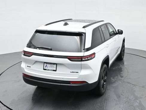 New 2025 Jeep Grand Cherokee Limited w/ Black Appearance Package image 55