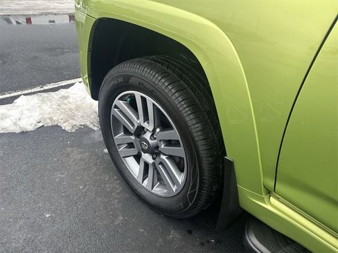 Used 2023 Toyota 4Runner TRD Sport w/ Technology Package image 16