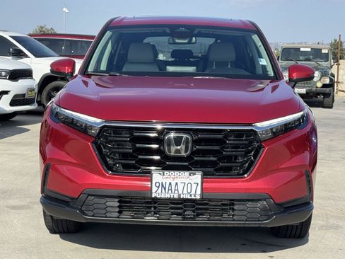 Used 2025 Honda CR-V EX image 2