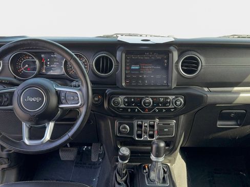 Used 2021 Jeep Wrangler Unlimited Sahara w/ Dual Top Group AWD/4WD image 14