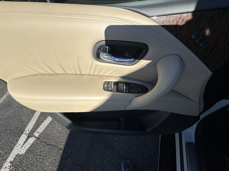 Used 2019 Nissan Armada Platinum w/ Captain's Chairs Package AWD/4WD image 10