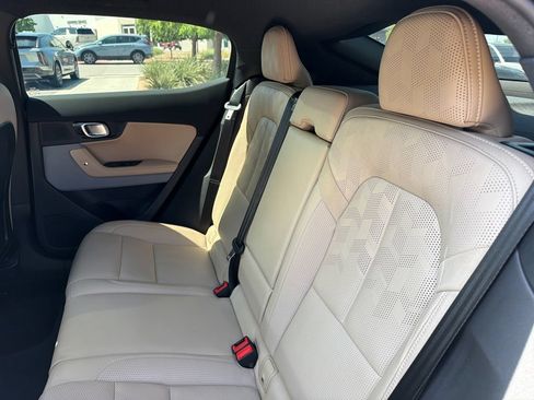 Used 2022 Polestar Polestar 2 w/ Plus Package AWD/4WD image 33