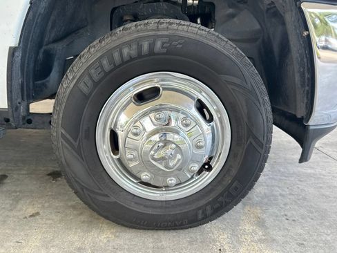 Used 2024 RAM 3500 Big Horn AWD/4WD image 24