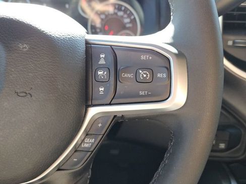 Used 2025 RAM 2500 Big Horn AWD/4WD image 23