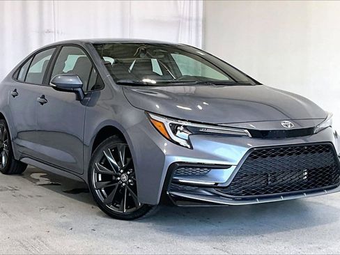 Used 2024 Toyota Corolla SE image 1