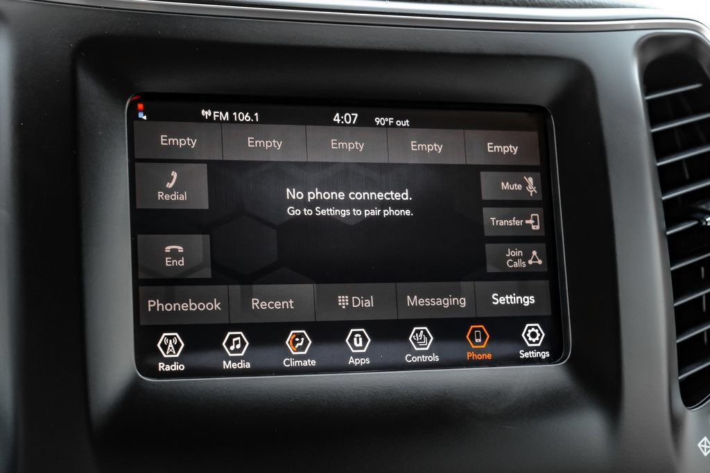 Used 2021 Jeep Cherokee Latitude Plus FWD image 28