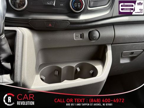 Used 2023 Ford Transit 250 Medium Roof AWD image 15