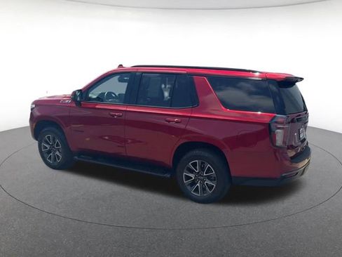 Used 2022 Chevrolet Tahoe Z71 w/ Luxury Package AWD/4WD image 11
