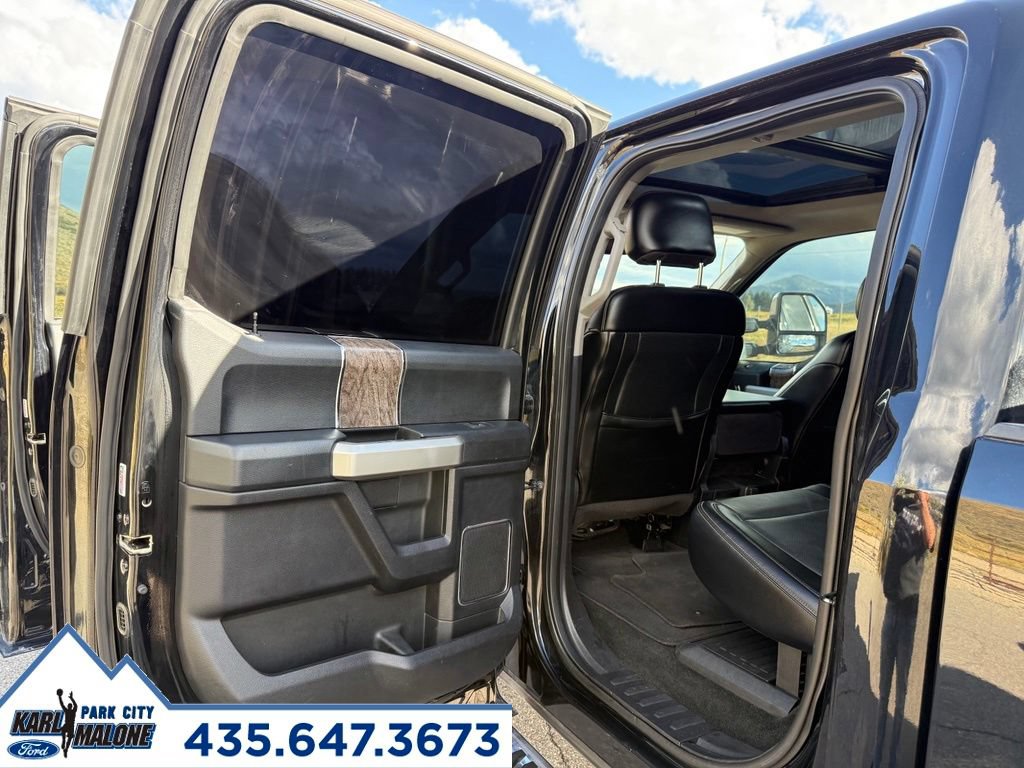 Used 2017 Ford F350 Lariat w/ Lariat Ultimate Package AWD/4WD image 29