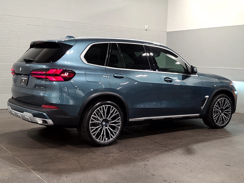 Used 2026 BMW X5 sDrive40i w/ Premium Package RWD image 8