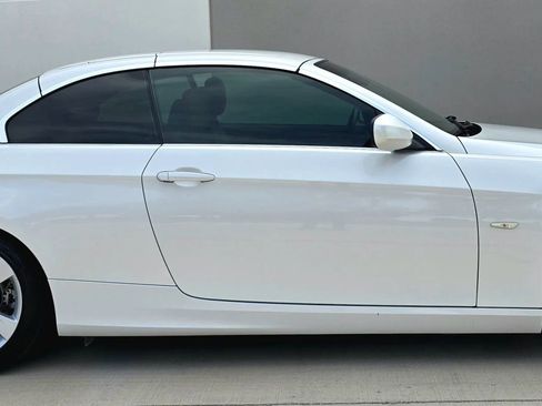 Used 2013 BMW 335i Convertible RWD image 9