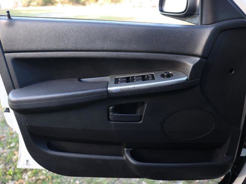 Used 2008 Jeep Grand Cherokee Laredo image 35