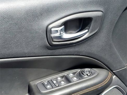 Used 2021 Jeep Compass Limited image 22