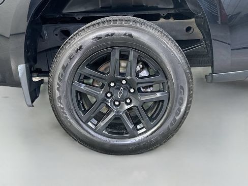 Used 2021 Chevrolet Silverado 1500 Custom w/ Rally Edition AWD/4WD image 34