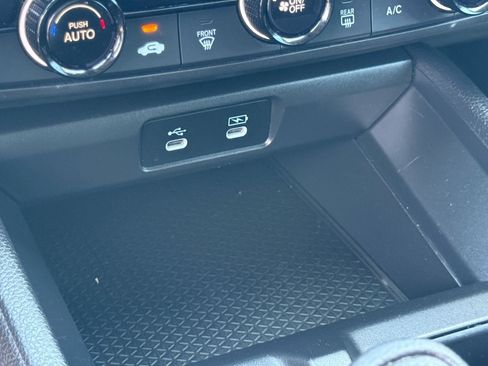 Used 2025 Honda Accord LX image 24