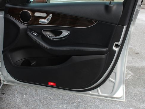 Used 2017 Mercedes-Benz C 300 4MATIC Sedan image 18