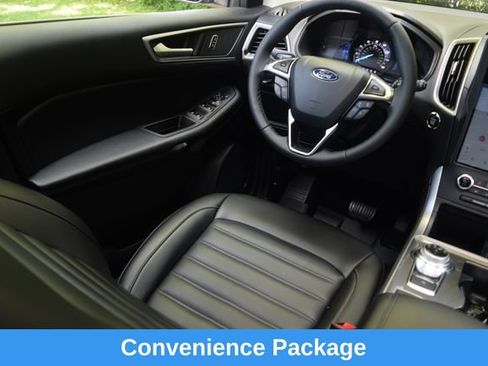 Used 2024 Ford Edge SEL w/ Convenience Package AWD/4WD image 2