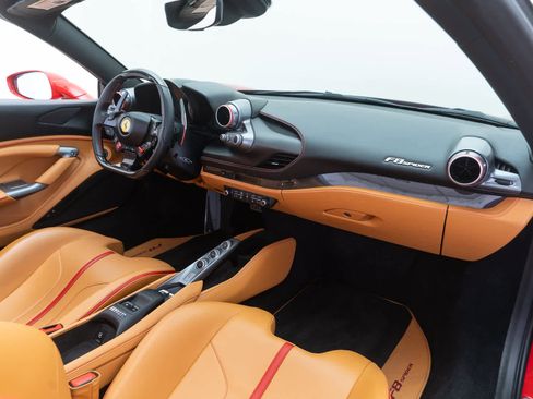 Certified 2022 Ferrari F8 Tributo image 13