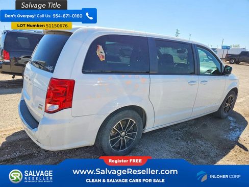 Used 2019 Dodge Grand Caravan GT FWD image 4