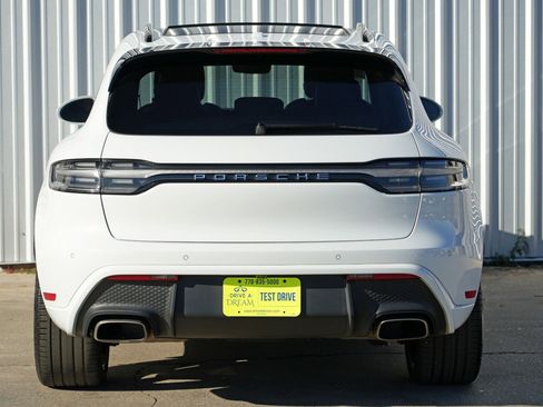Used 2023 Porsche Macan image 53