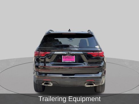 Used 2023 Chevrolet Traverse Premier w/ Redline Edition FWD image 4