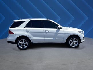 Used 2019 Mercedes-Benz GLE 400 4MATIC video 2