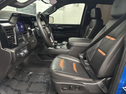 Used 2024 GMC Sierra 1500 AT4 w/ Technology Package image 21