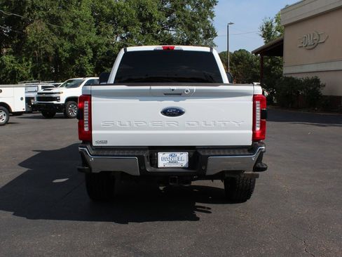 Used 2025 Ford F250 Lariat AWD/4WD image 13