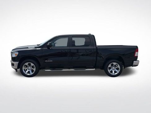 Used 2022 RAM 1500 Big Horn AWD/4WD image 2