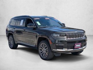 Used 2023 Jeep Grand Cherokee L Summit AWD/4WD video 3